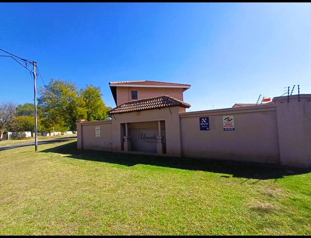 2 BEDROOM FLAT FOR SALE IN THREE RIVERS